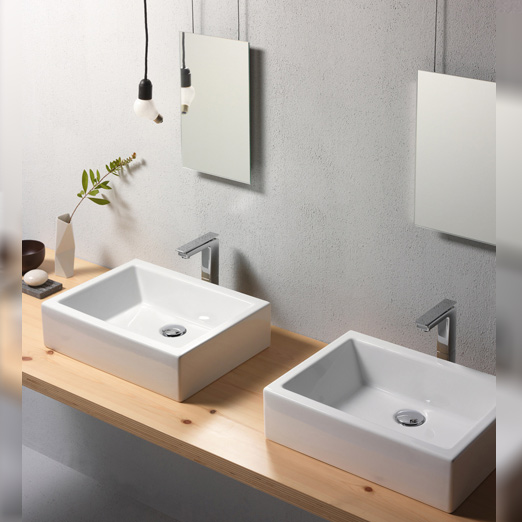 Kube 50x38 colore Bianco Lucido Lavabo senza foro troppopieno predisposto per rubinetteria da parete o su piano. Installazione ad appoggio. Serie Kube Lavabi Gsi