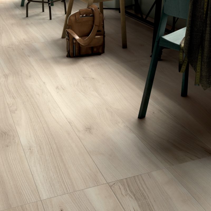 Floor: Almond 26x200 Essential Legno Ariana Piastrelle & Mosaici