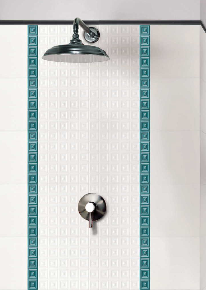 Wall: Bianco Puro 20x20 + Quadra A Bianco Puro 20x20 + Listello Quadra Ottanio 4x20 Serie Parentesi Quadra Cerasarda Piastrelle & Mosaici