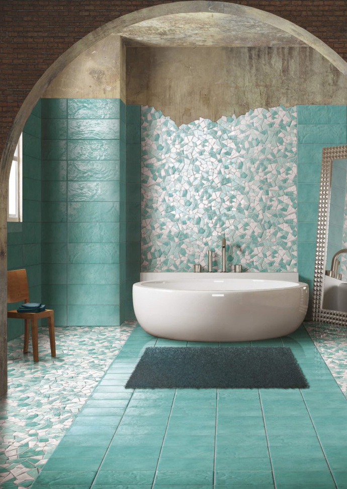 Wall: Giada 20x50,2 Floor: Giada 20x20 Wall & Floor: Mosaico Spaccatella Verde Mix Serie Trasparenze Marine Cerasarda Piastrelle & Mosaici