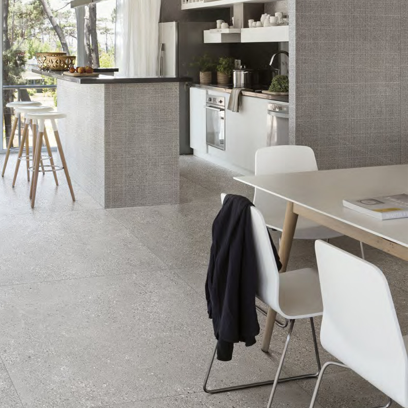 Grey Rough Grain Nat. Rett. 120x120 + Grey Fine Grain Nat. Rett. 120x240 + Cage Grey Nat. Rett. 120x240 Grain Stone Serie Effetto Pietra Ergon Piastrelle & Mosaici