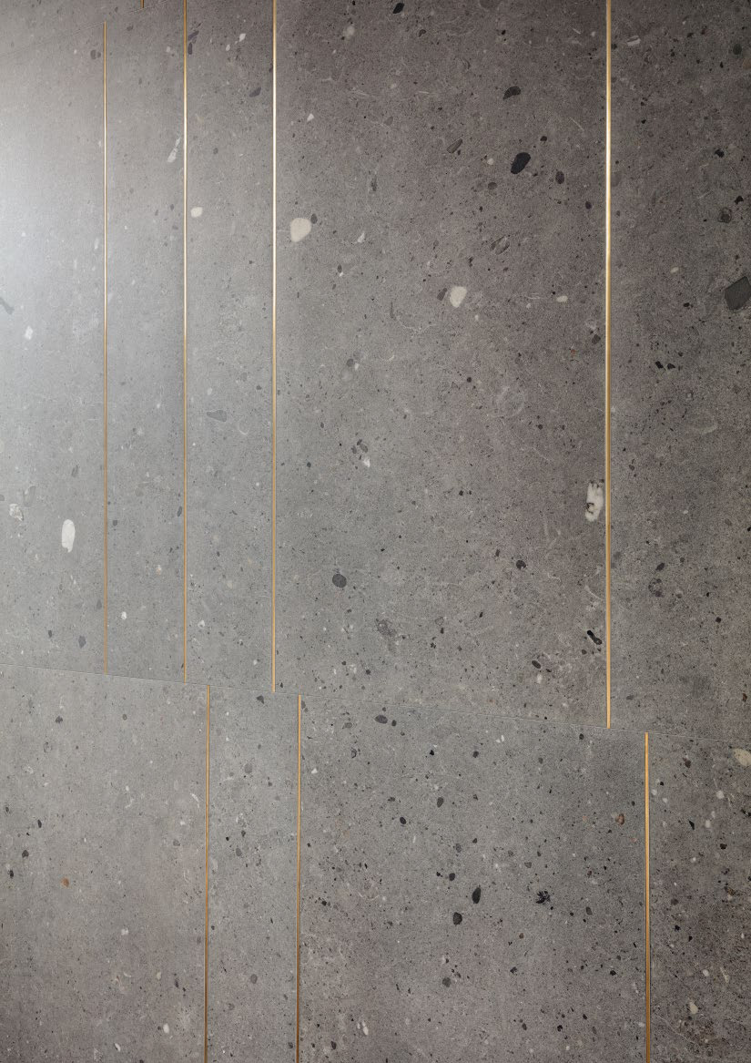 Grigio Scuro Nat. Rett. 30x60 / 6,5x60 + Listello Ottone 0,5x119,8 Ego Serie Effetto Pietra Provenza Piastrelle & Mosaici